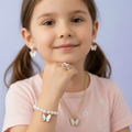 طقم اكسسوارات فراشات و لؤلؤ (أبيض)
