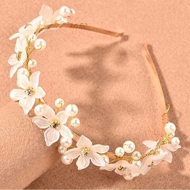 طوق رأس ورد أبيض